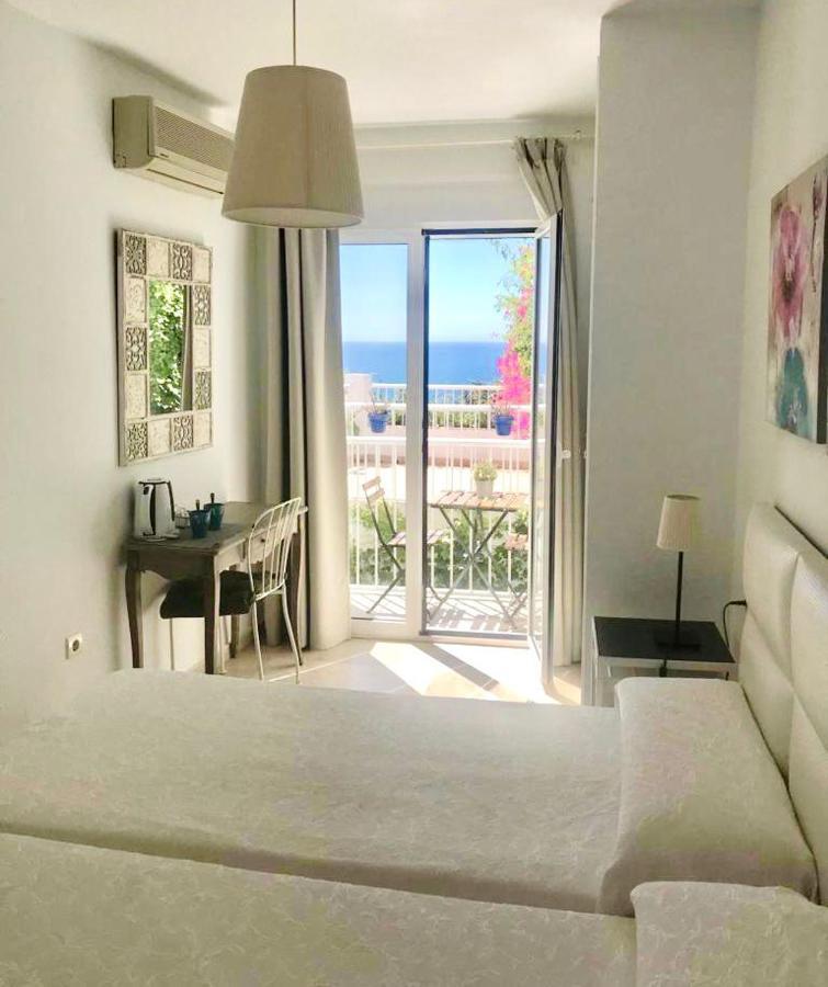 Pensión Tres Soles Nerja